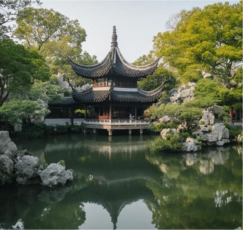 青山区煽情餐饮有限公司